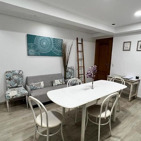 אסטייה Pension Buen Camino מראה חיצוני תמונה